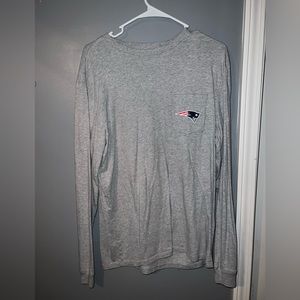 Men’s vineyard vines shirt